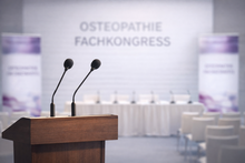 Rednerpult bei Kongress